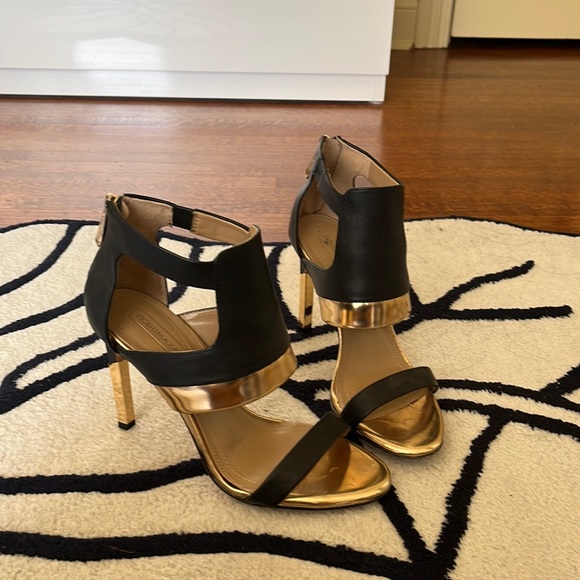 BCBGMaxAzria Shoes - BCBG black/gold heels